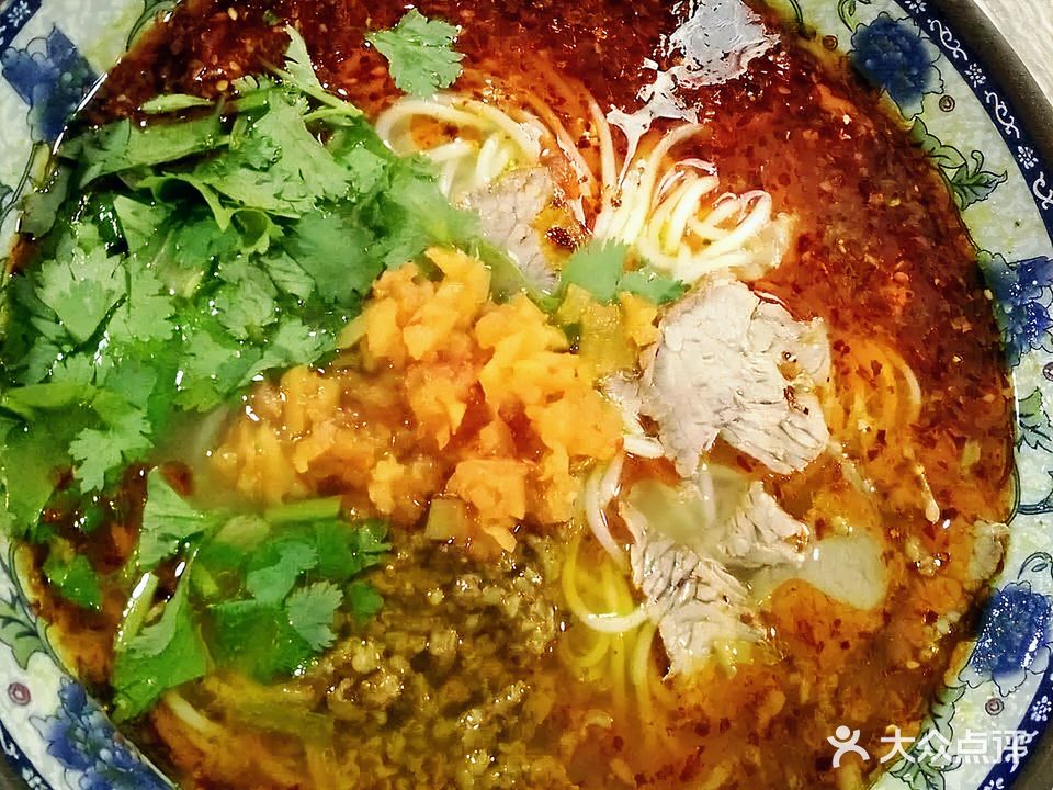 徐州肉酱米线·小笼包(佳山路店)