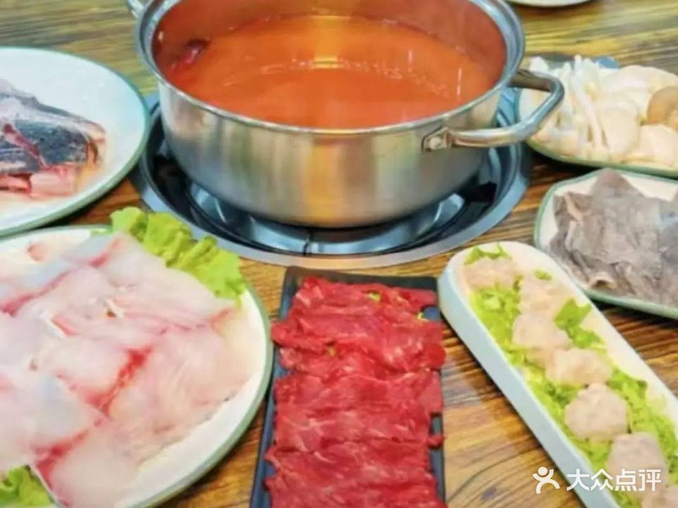 鼕城·老街酸汤锅