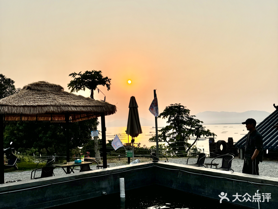 东方里钓虾营地