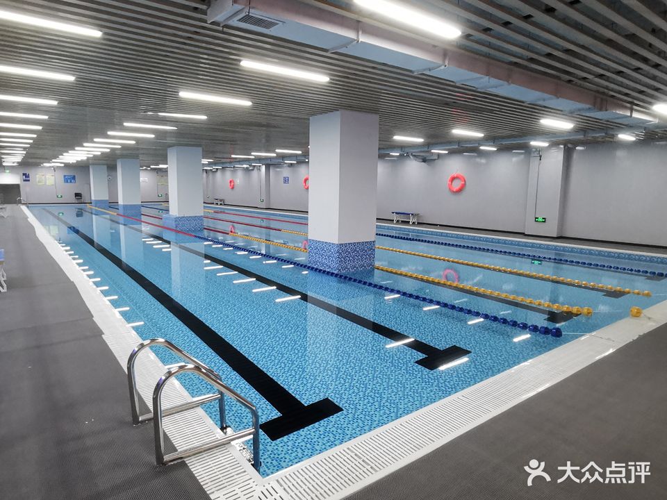 美格菲特游泳健身(溢洋大厦店)
