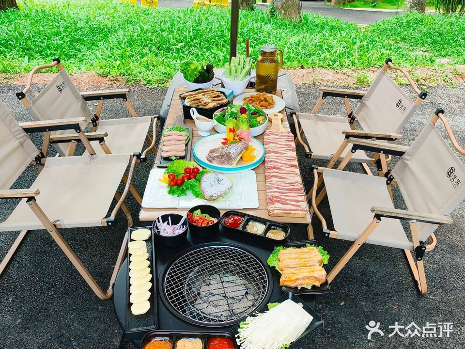 露营·和牛烧烤-原野风