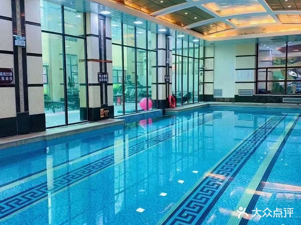 小而美游泳运动生活馆(金美花园店)