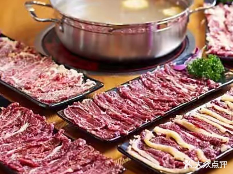 潮旺鲜切牛肉火锅(华邦新华城一店)