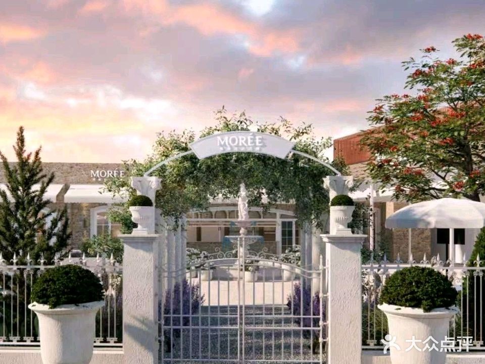 MOREE·莫瑞法式花园(金山湖店)