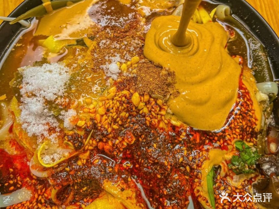 东北黏糊麻辣烫(万象里店)