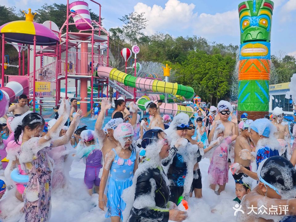 李宁体育园-亲亲水世界