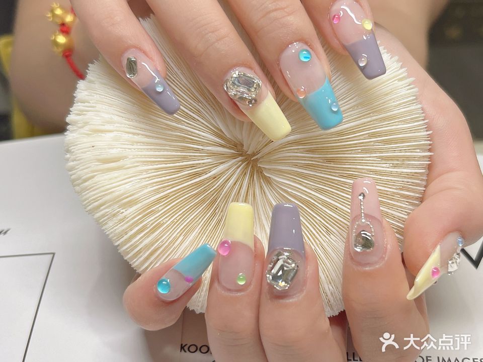 Miss指·美甲纹绣美体皮肤管理