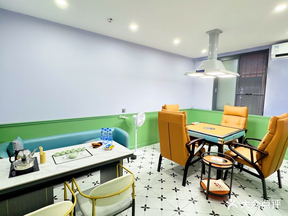 四季喜雀24h自助棋牌室(东城33小镇店)