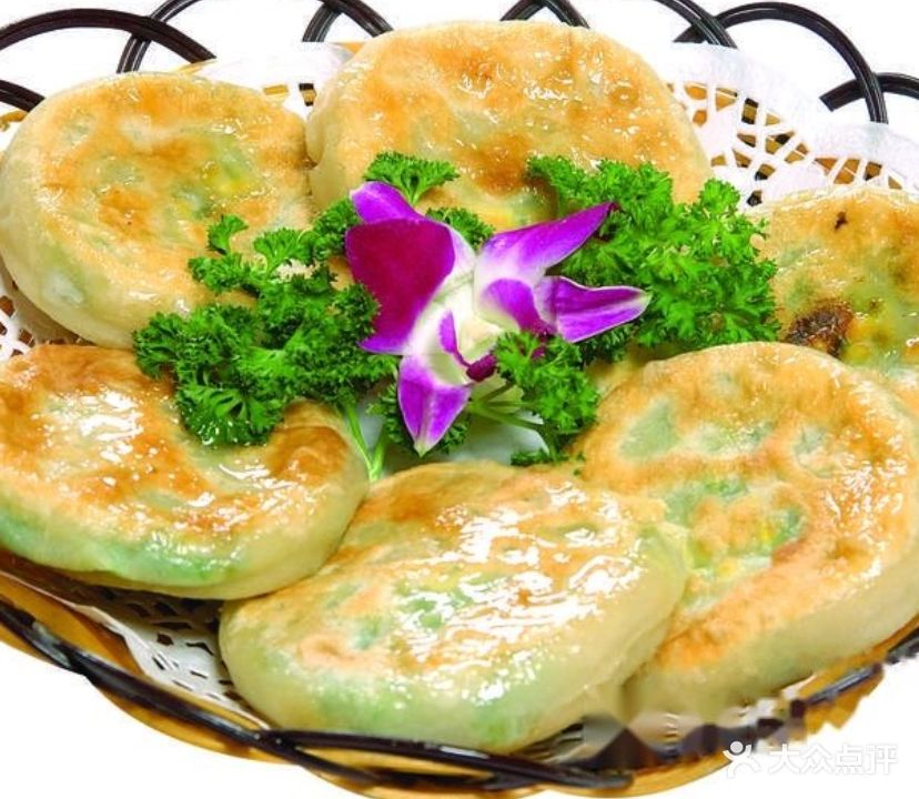 清真牛师傅饭店(万鑫源小吃一街店)