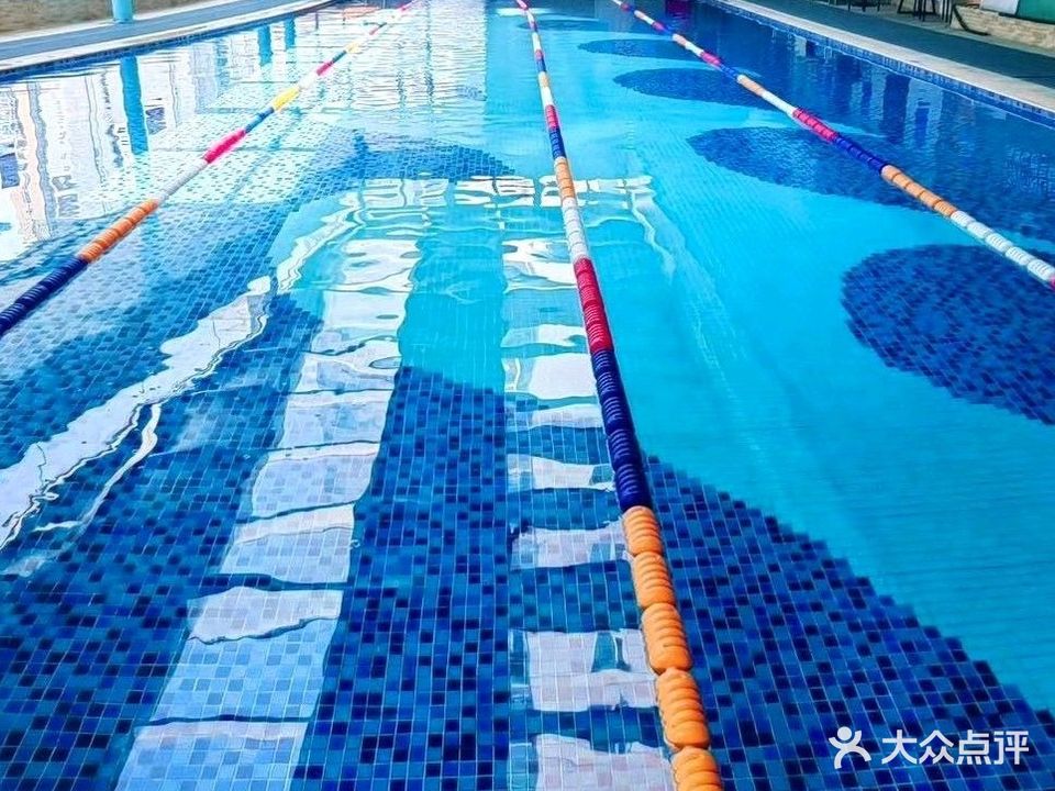 向东体育豪廷游泳馆