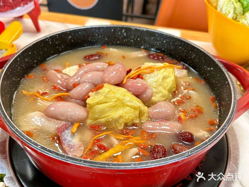 新颖榴莲鸡煲(安宁路店)