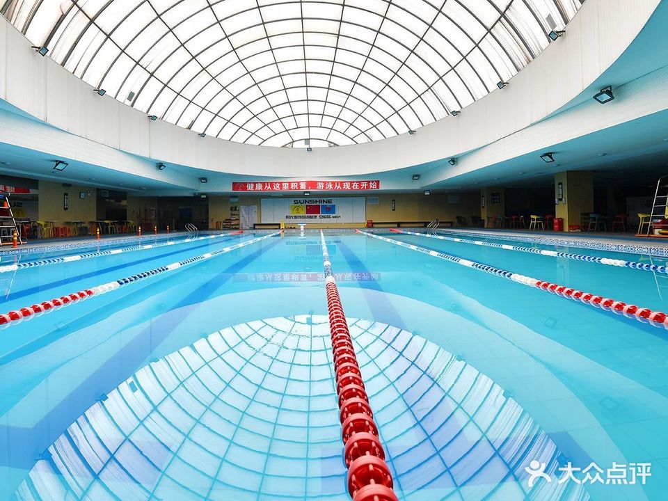 润·阳光游泳健身