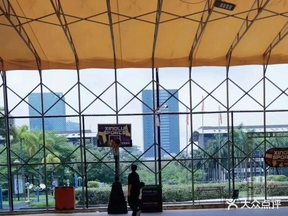 高乐帅体育篮球乒乓球馆(常平碧桂园校区)