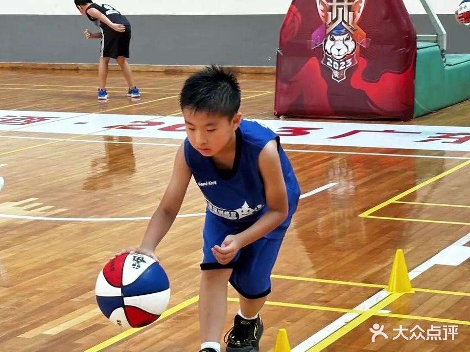 珠海市未来星篮球训练营(暨南大学校区)