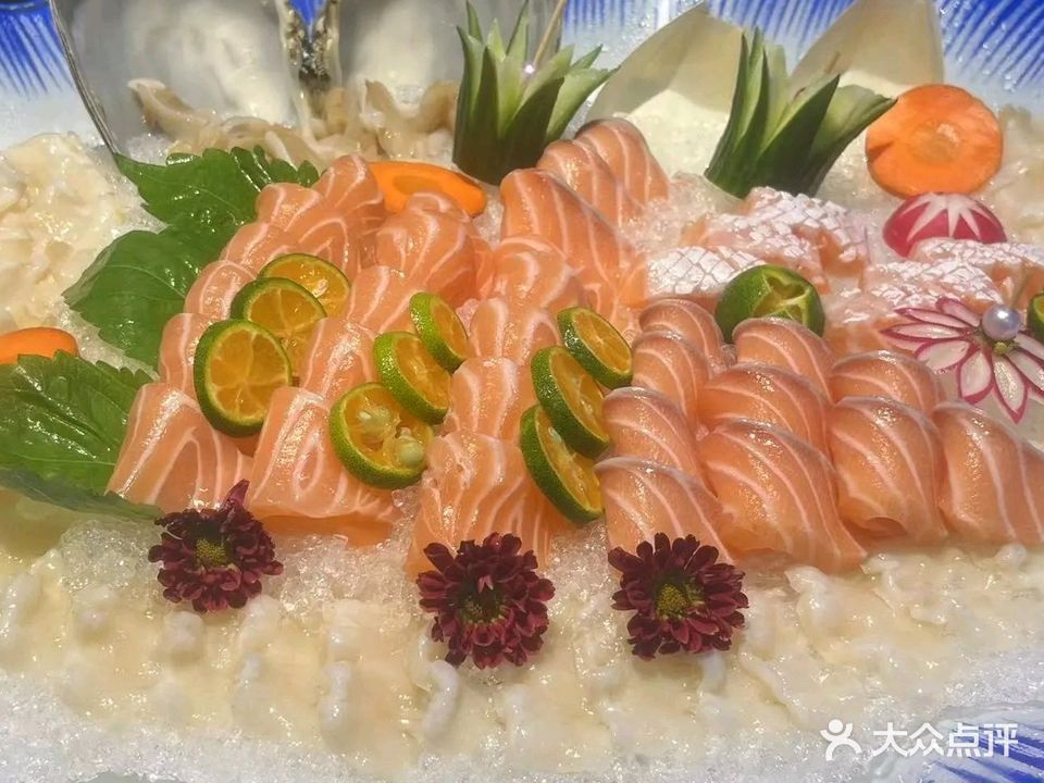 广伟张记三文鱼