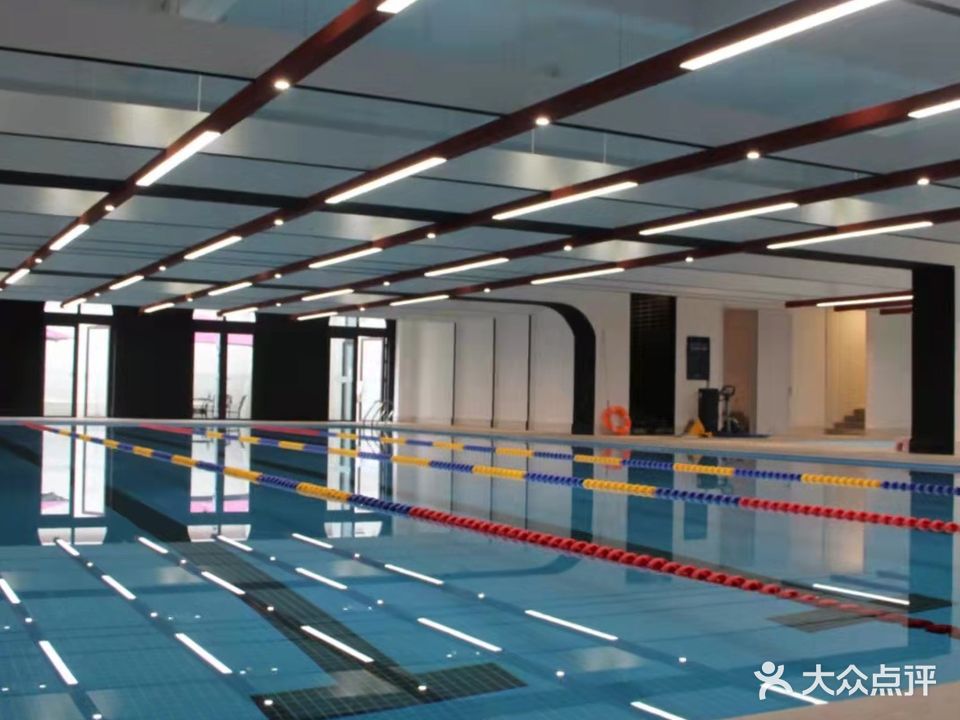 琨御会游泳健身中心