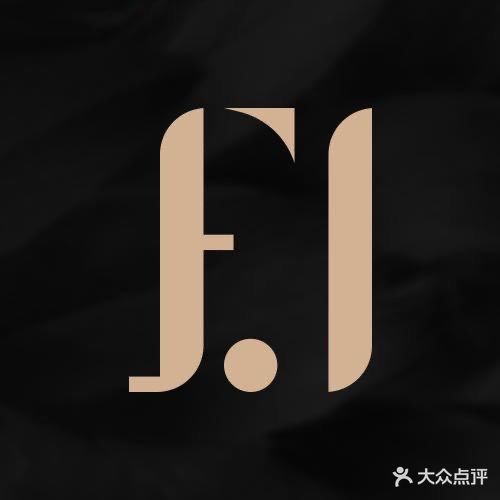 LUNAR FIVE五月轻颜美肤中心(新会碧桂园·盛世名门店)