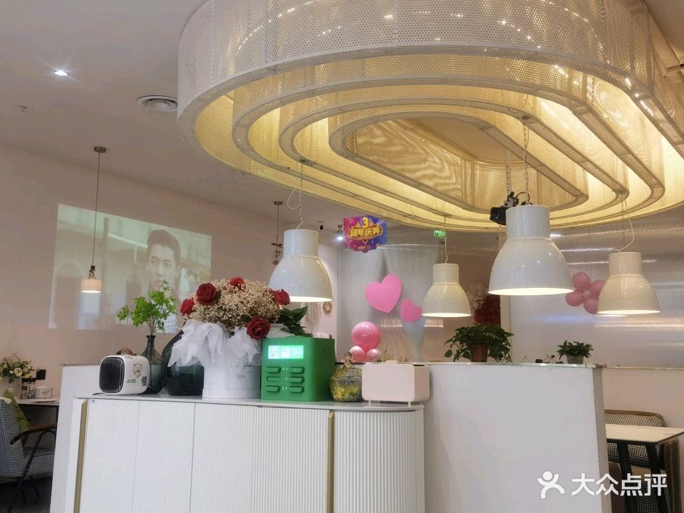 花莳·西餐厅(亳州高新万达广场店)