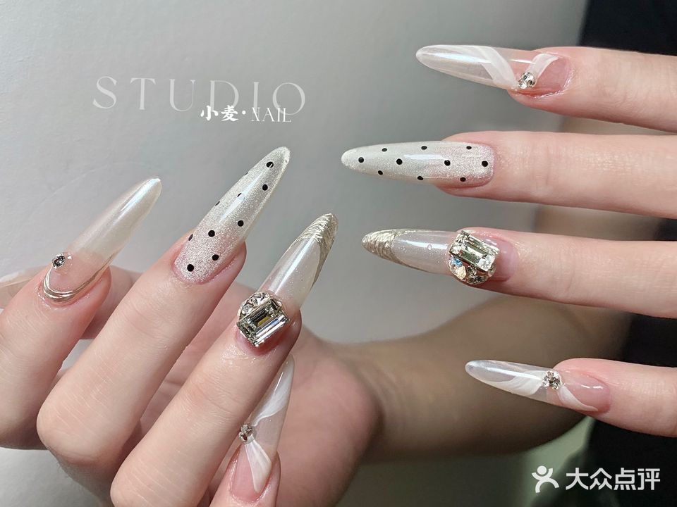 Wheat ·小麦独立美甲美睫工作室
