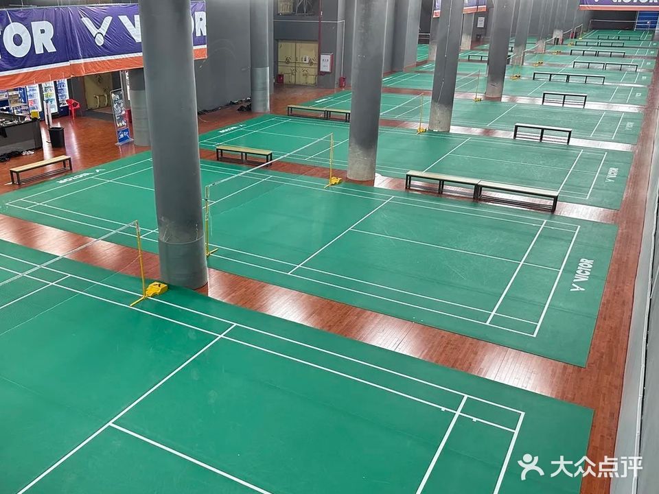 威克多·极致羽毛球馆(宁化地铁店)