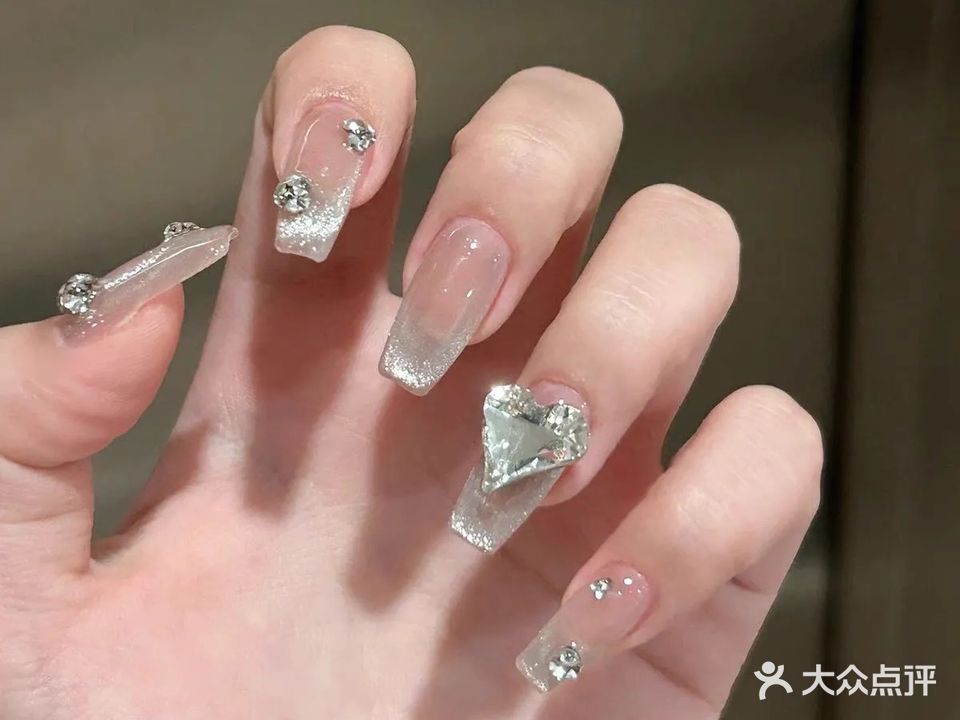 纤指百态美甲(云星广东商城店)