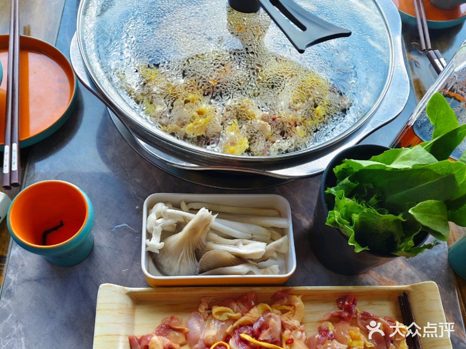 乡牛记·潮汕牛肉自助火锅(西关新天地店)