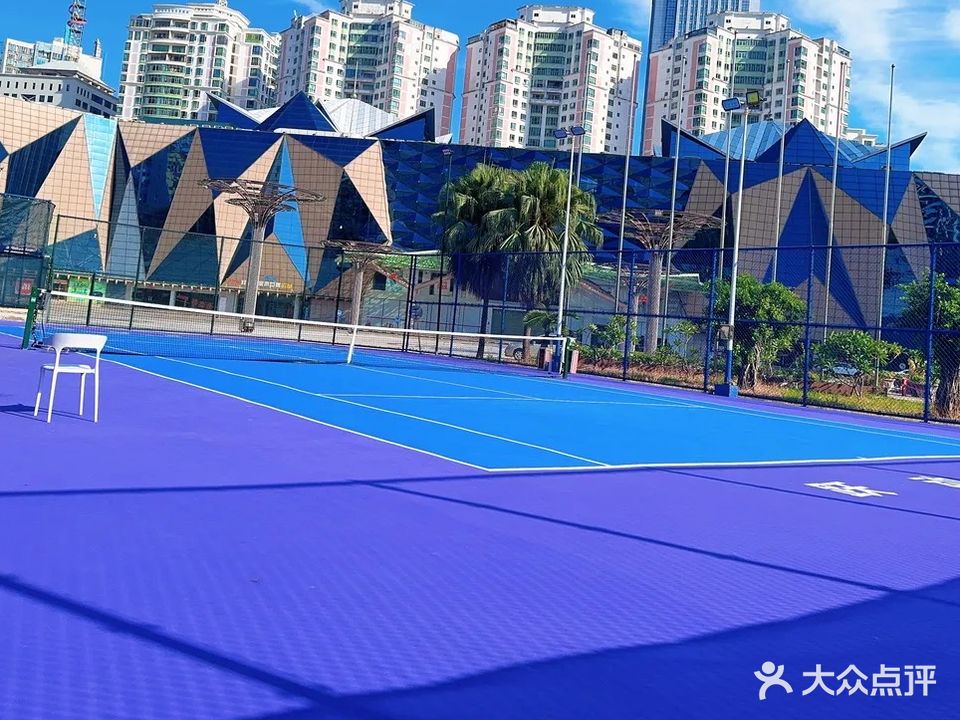 跃动网球俱乐部