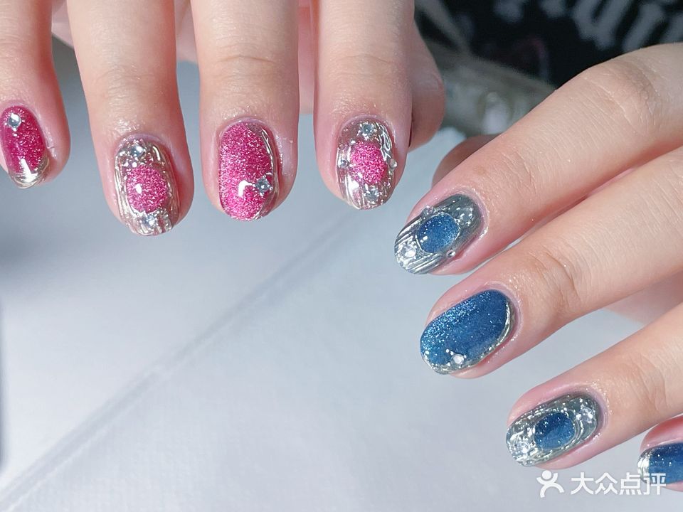 朱砂痣美甲美睫工作室