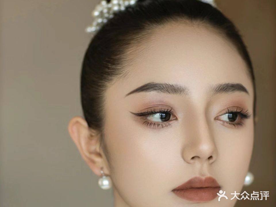 一朵化妆工作室