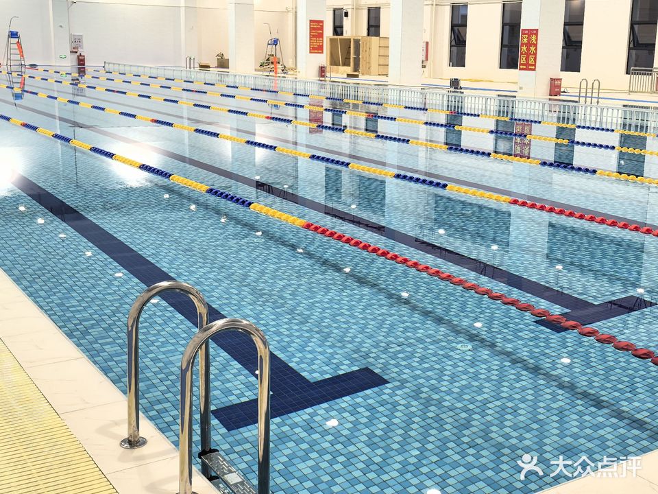海跃游泳馆