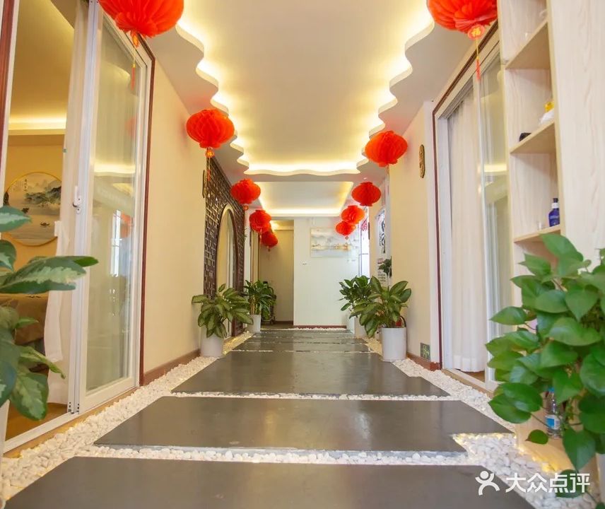 颜之语按摩采耳文化体验馆