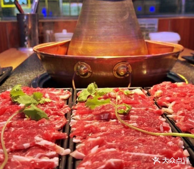 聚二鲜牛自助(东湖路店)