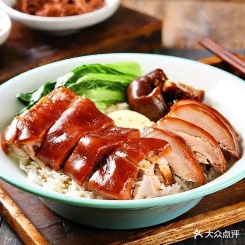 潮汕林记隆江猪脚饭