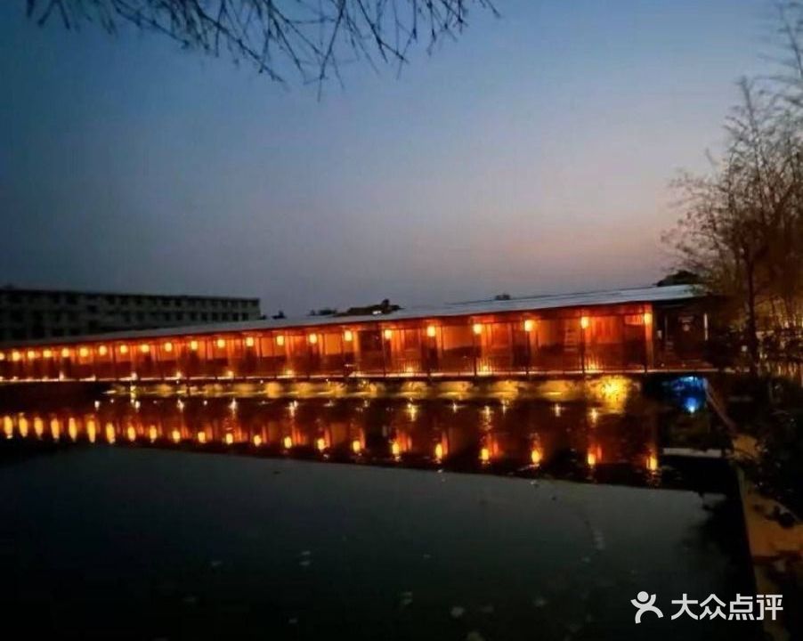 沙子岭猪文化体验园猪猡乐餐厅