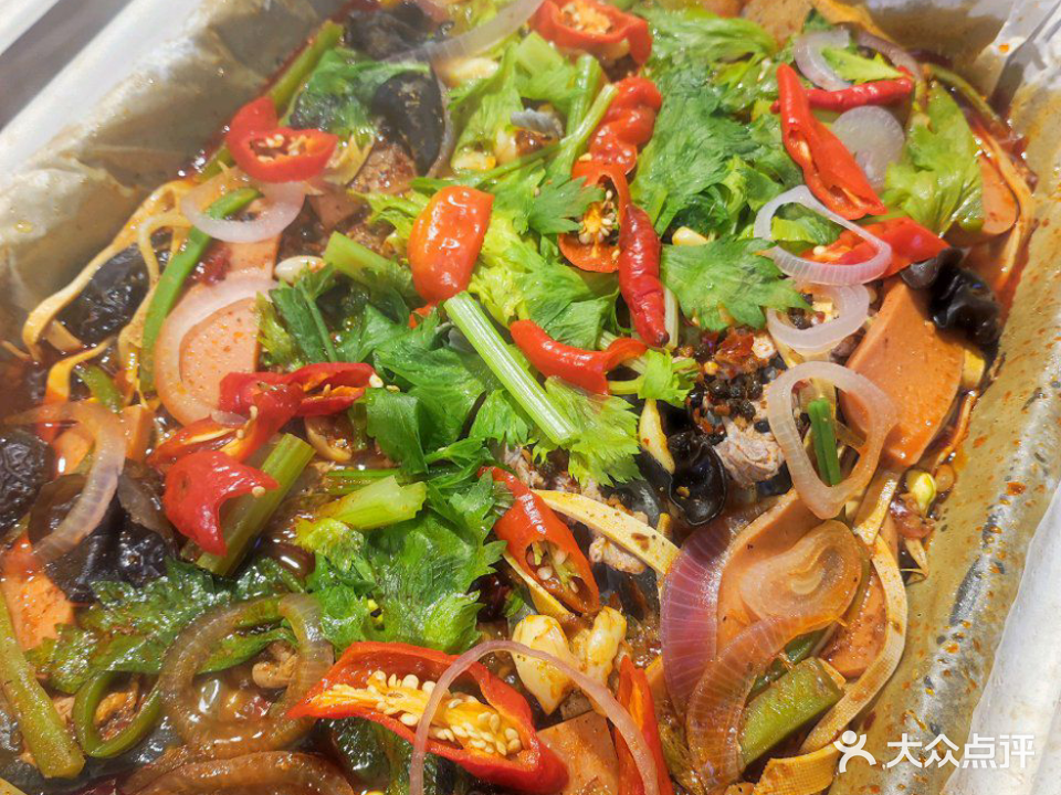 苗小杨纸包鱼烧烤小火锅