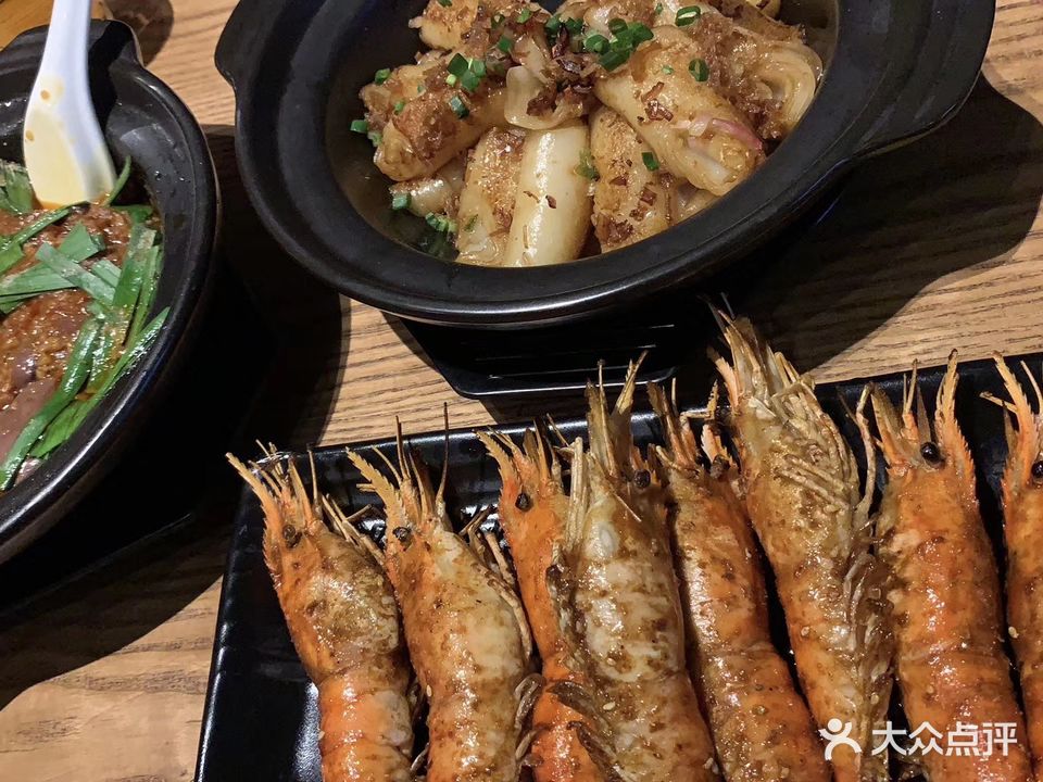 马文小馆·秘制烧烤·生蚝·啫煲(紫荆东路店)