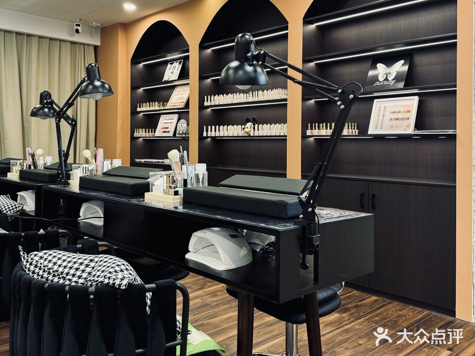 半岛美甲美睫(文创街店)