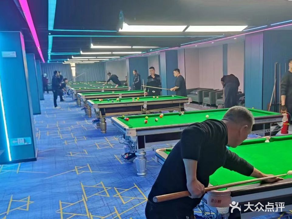 星辰台球俱乐部(华夏龙城店)