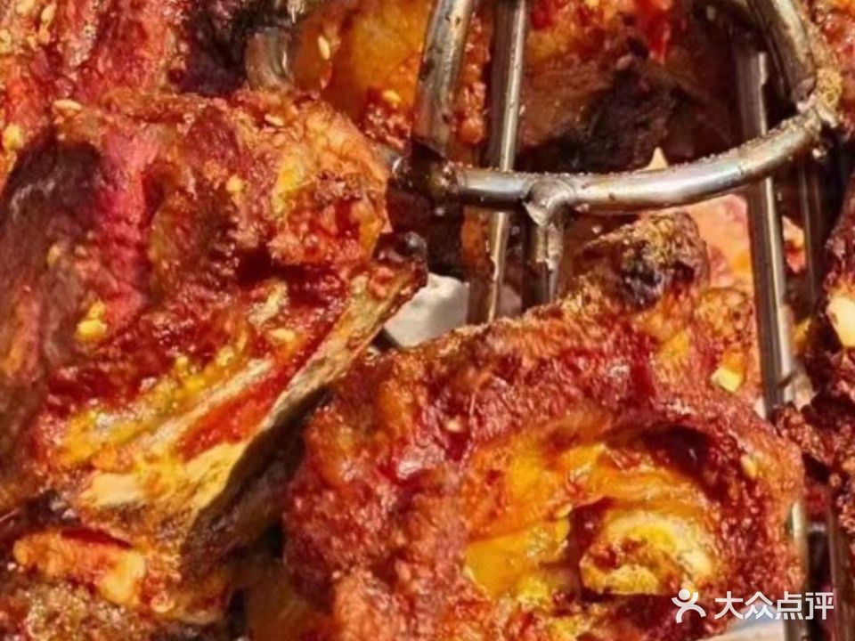 新疆兄弟美味羊肉串(烧烤街店)