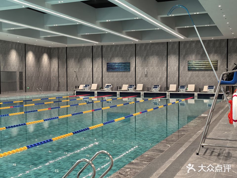 升耀恒温游泳馆(高新店)
