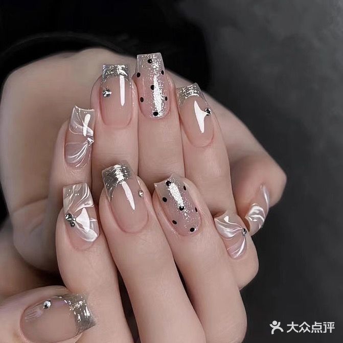 指柔轻美甲(海韵广场店)