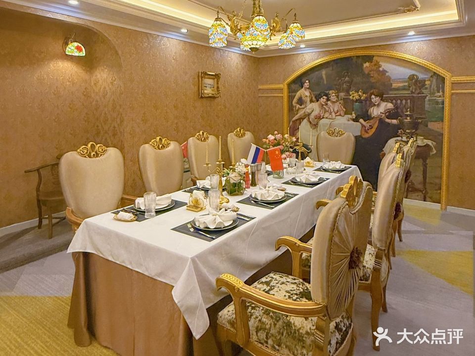 奥丽娅融合菜饭店