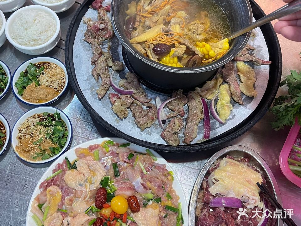 牛兄弟牛羊鸡肉煎烤火锅·牛杂煲·斋菜煲