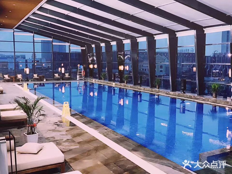温德姆斯高科游泳健身旗舰店