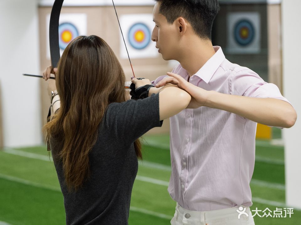 鸿鹄弓道(汇金广场店)