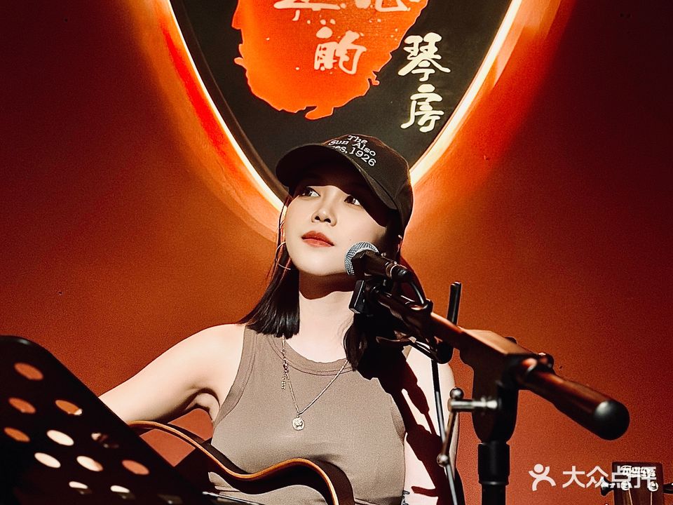 关于文艺理想的酒馆