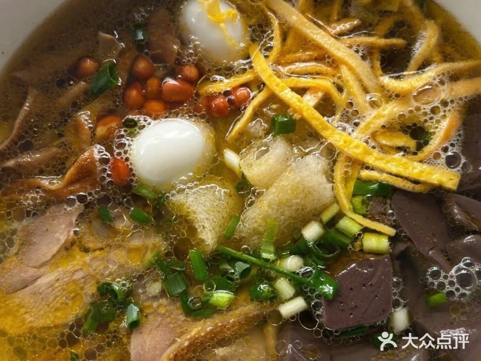 清真张家红华鹅肉火锅(广场店)