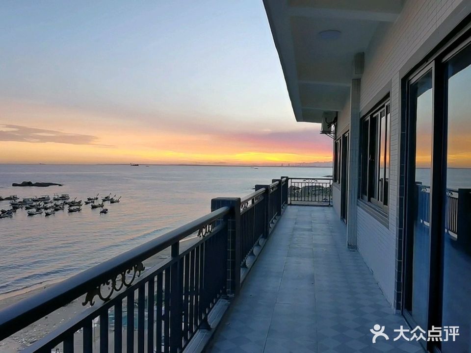 南园湾惠来芦园海景餐厅