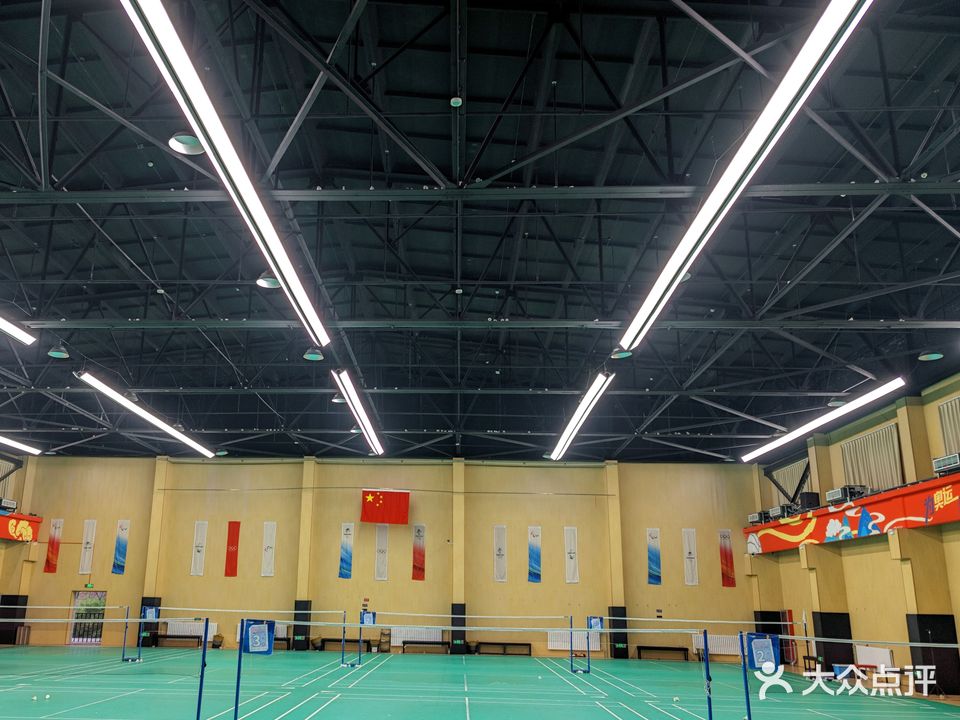 亿友韵动生活馆·篮球羽毛球馆