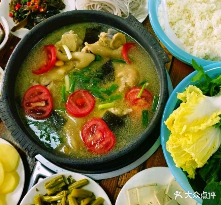 张记砂锅芸豆蹄花火锅